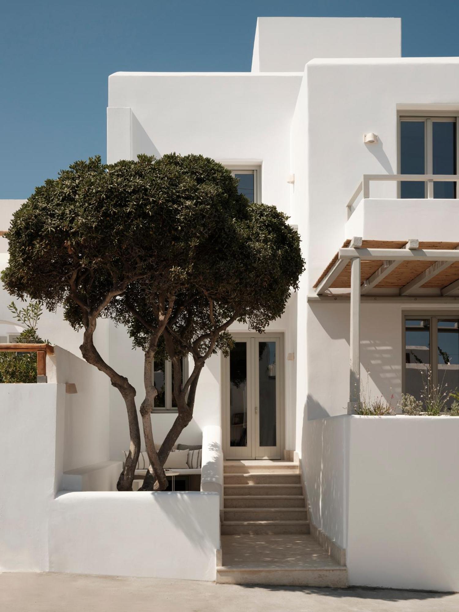 Akria Seaside Suites Naousa  Exterior photo