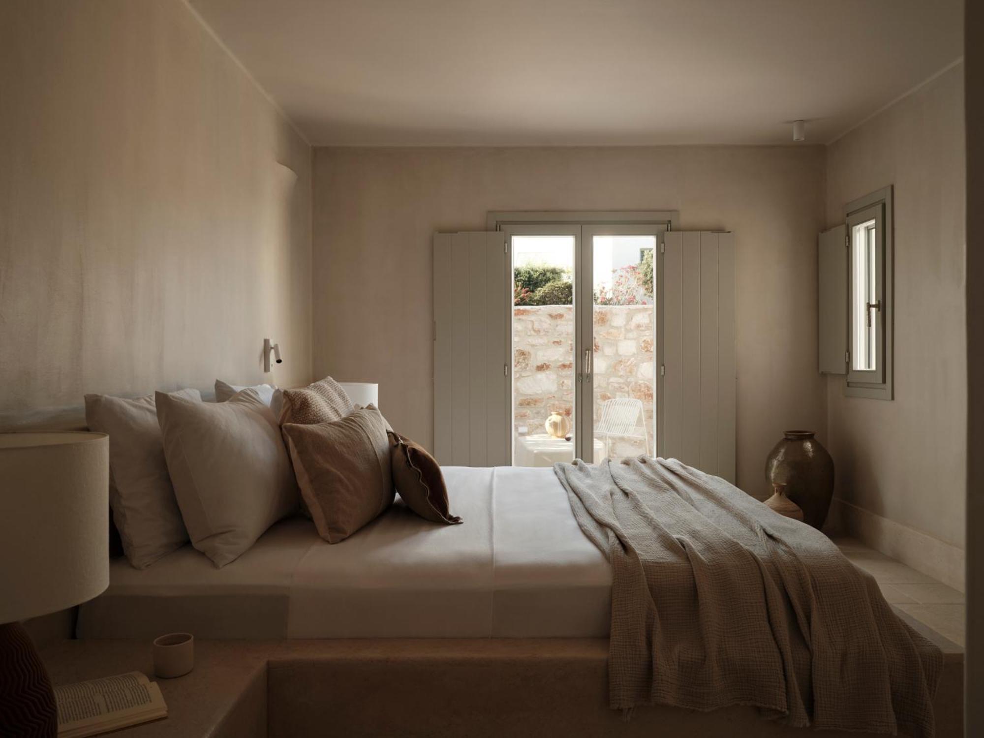 Akria Seaside Suites Naousa  Exterior photo