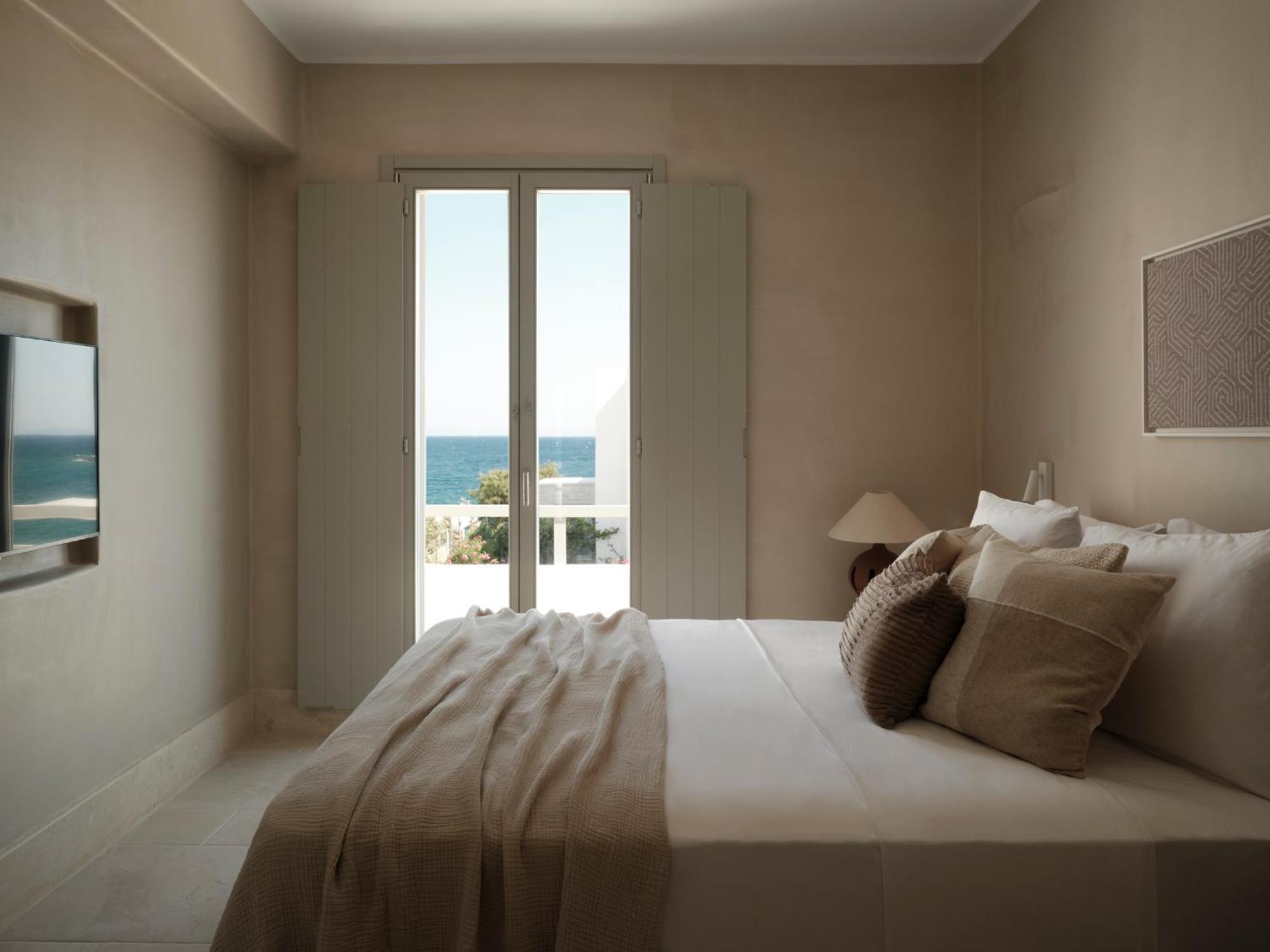 Akria Seaside Suites Naousa  Exterior photo