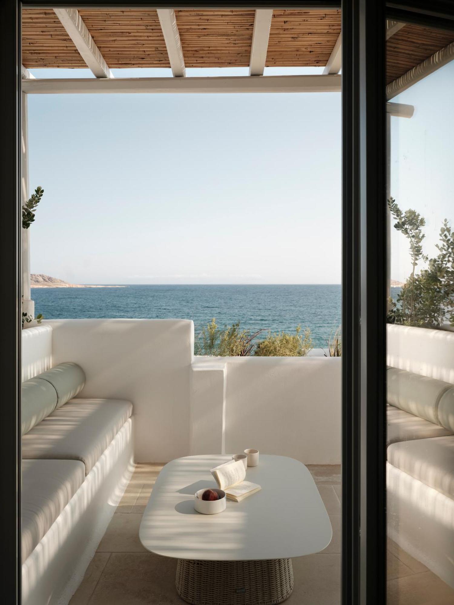 Akria Seaside Suites Naousa  Exterior photo